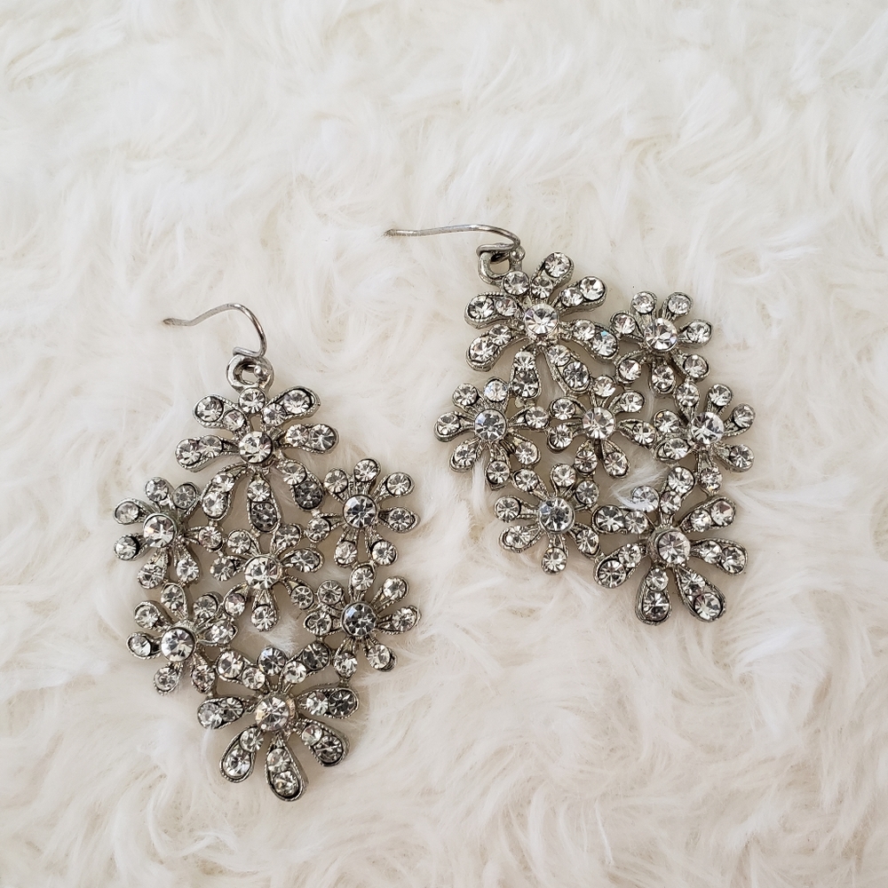 EUC SPARKLE Wedding Party Bridesmaid Earrings